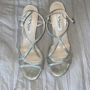 NINA sparkly high heels!